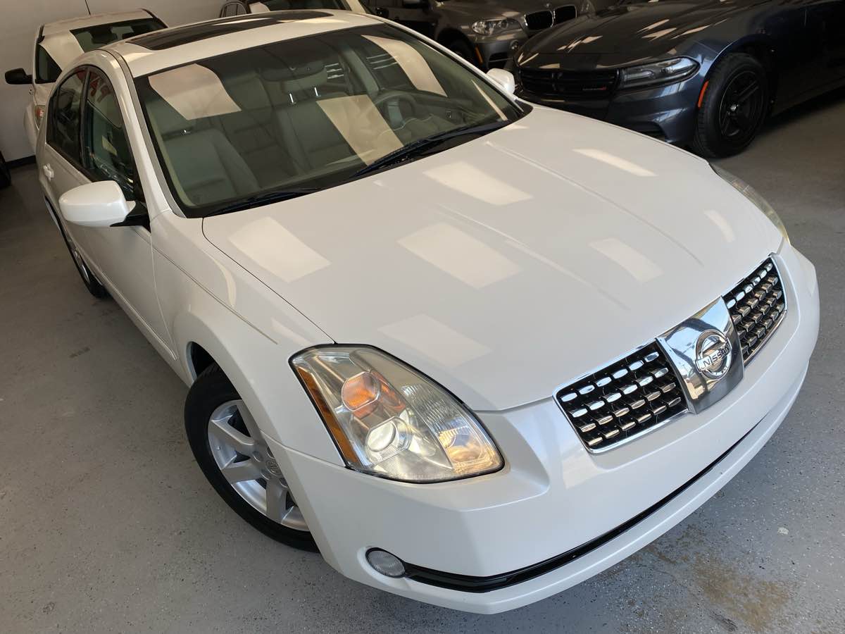 2005 Nissan Maxima SL photo 9