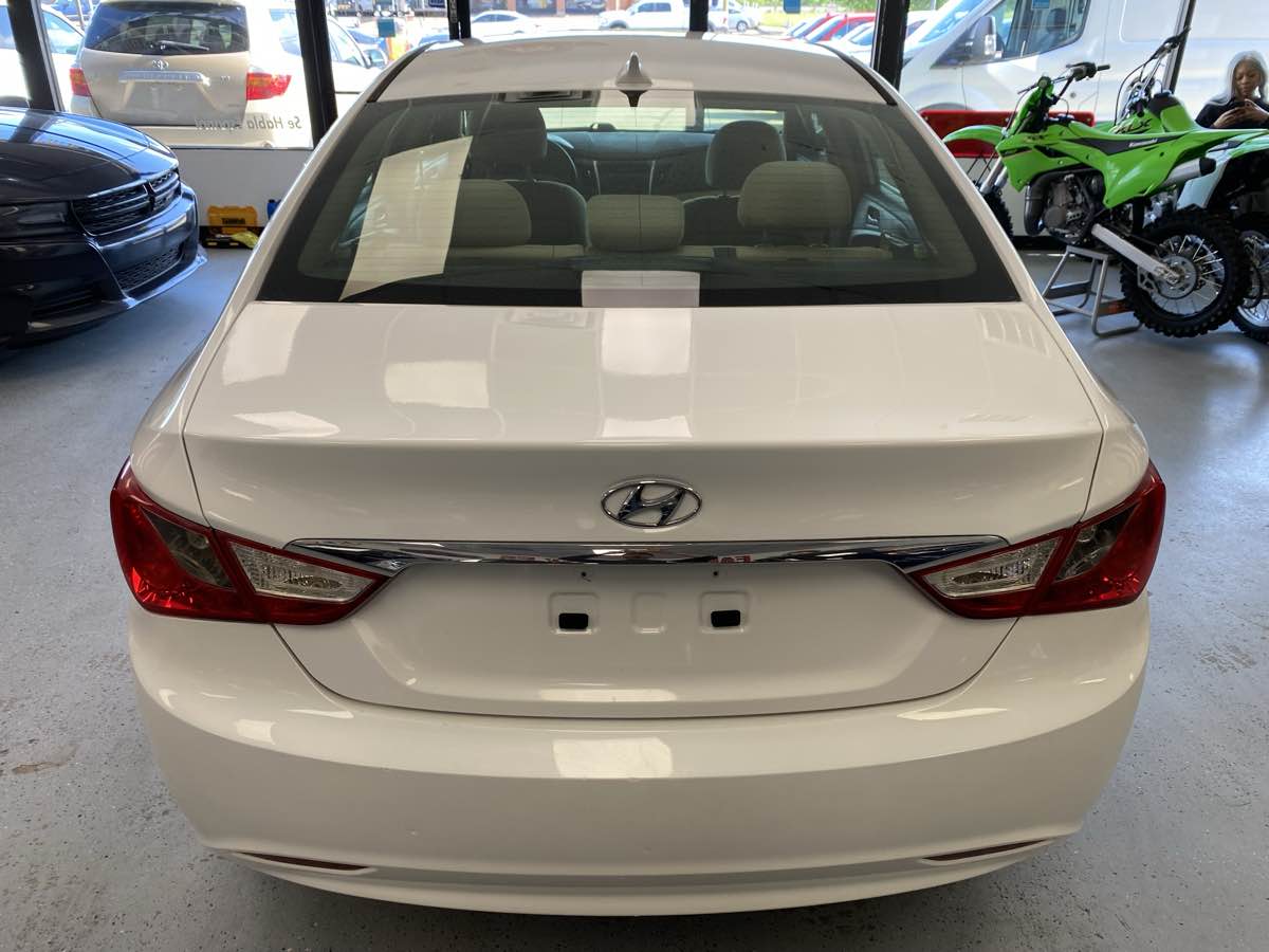 2012 Hyundai Sonata GLS photo 10
