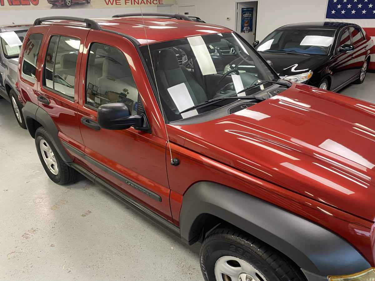 2007 Jeep Liberty Sport photo 4