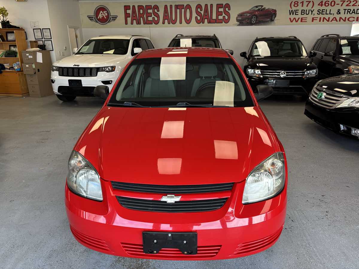 2009 Chevrolet Cobalt LS photo 2