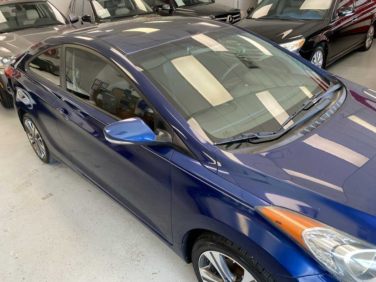 2013 Hyundai Elantra Coupe SE photo 4