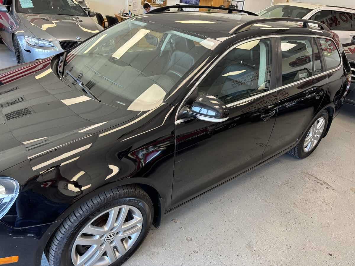 2014 Volkswagen Jetta SportWagen TDI photo 3