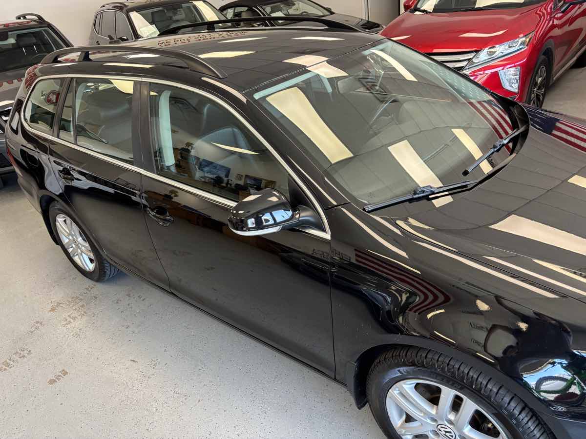 2014 Volkswagen Jetta SportWagen TDI photo 4