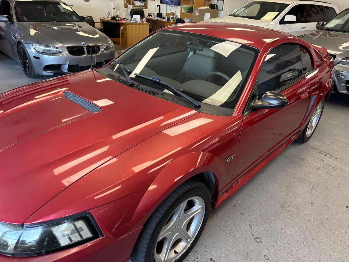 2000 Ford Mustang GT photo 3