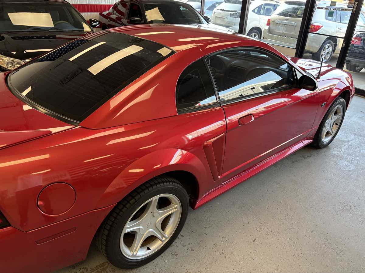 2000 Ford Mustang GT photo 11