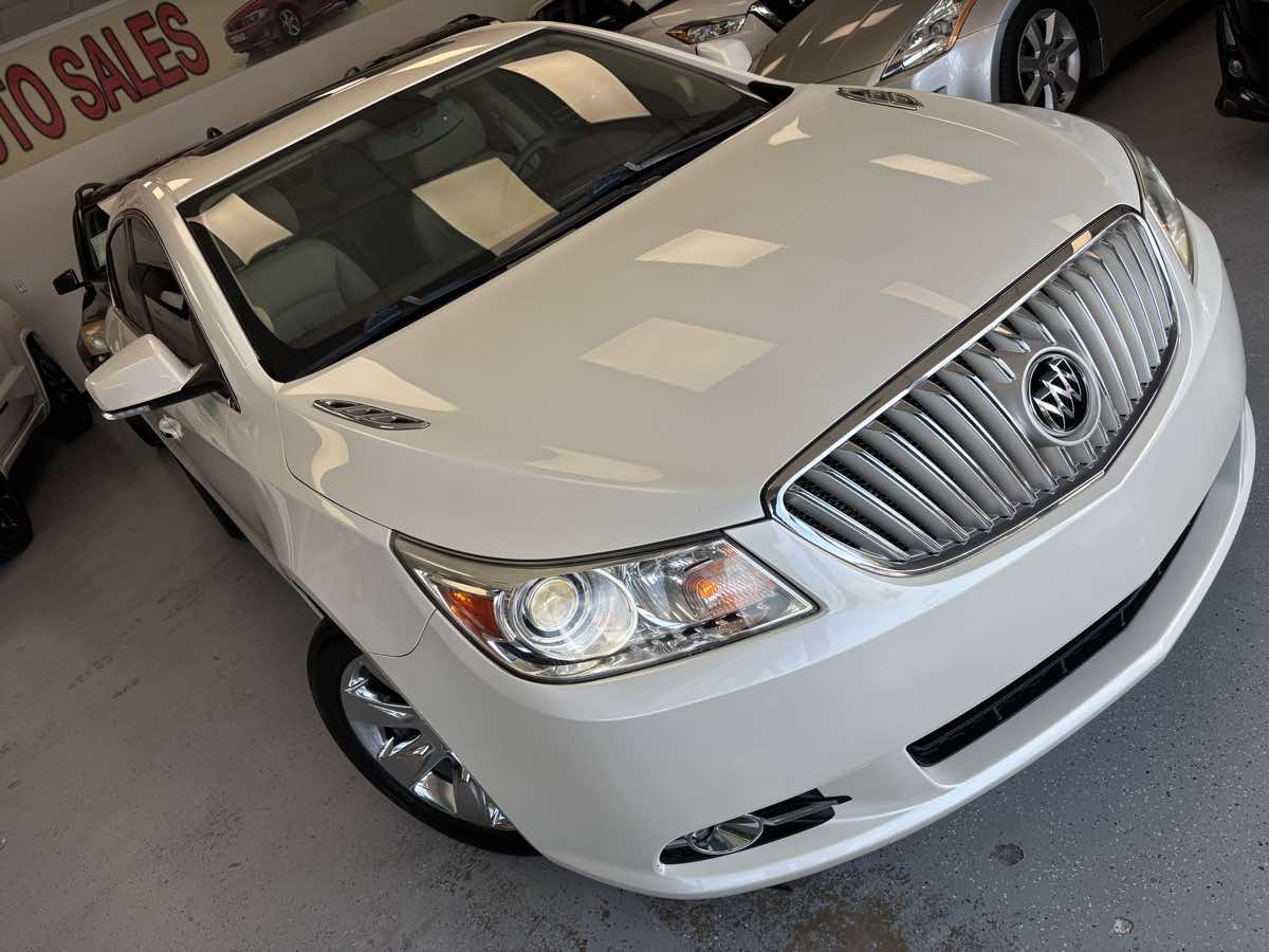 2010 Buick LaCrosse CXL photo 5