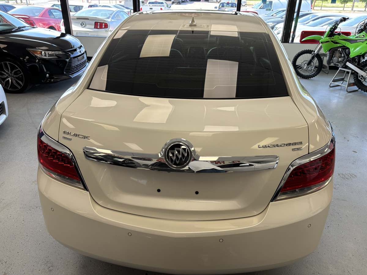2010 Buick LaCrosse CXL photo 7