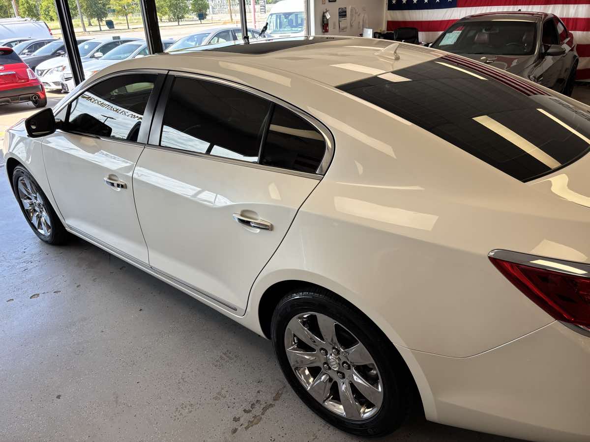 2010 Buick LaCrosse CXL photo 9