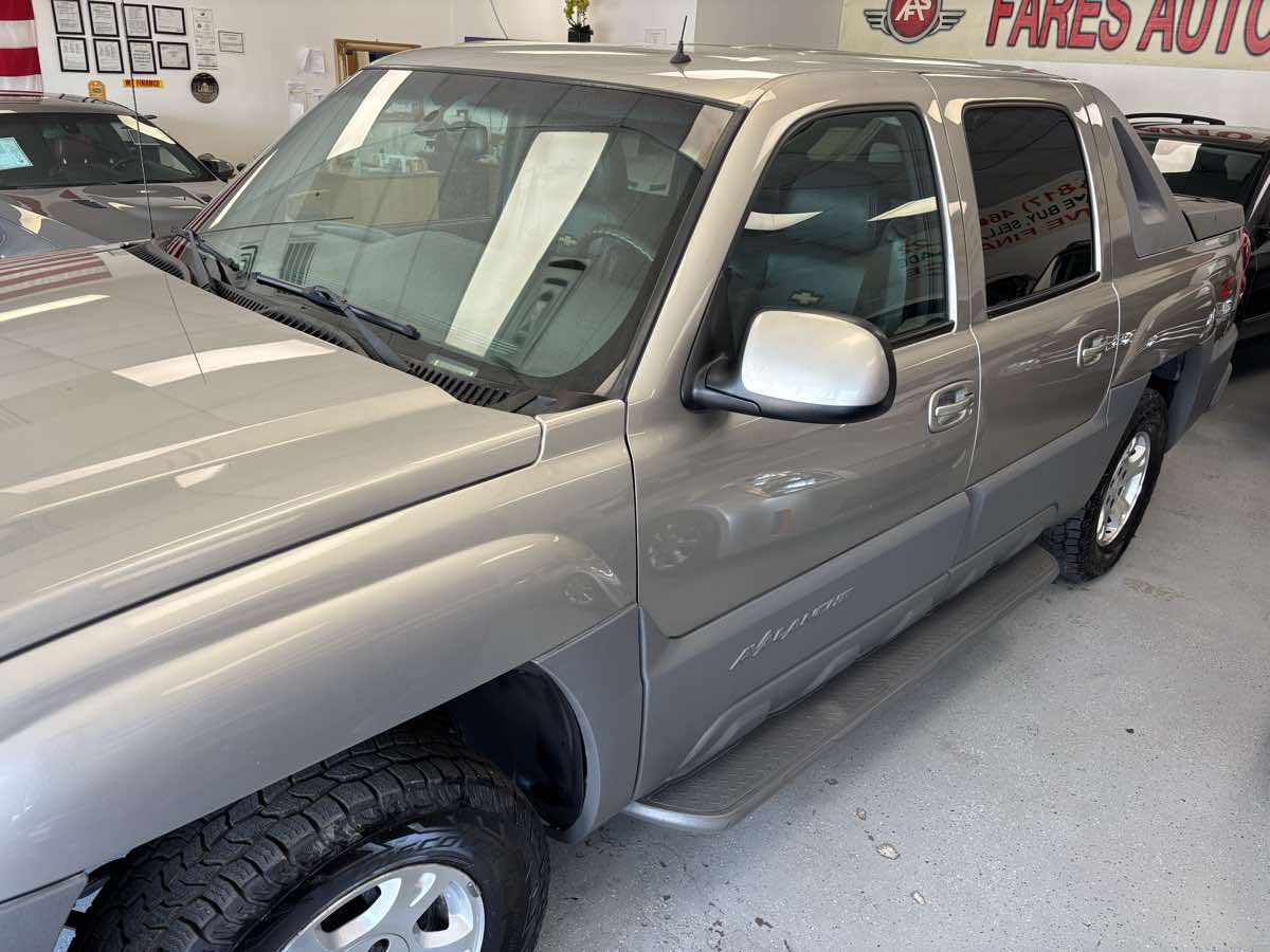 2002 Chevrolet Avalanche photo 4
