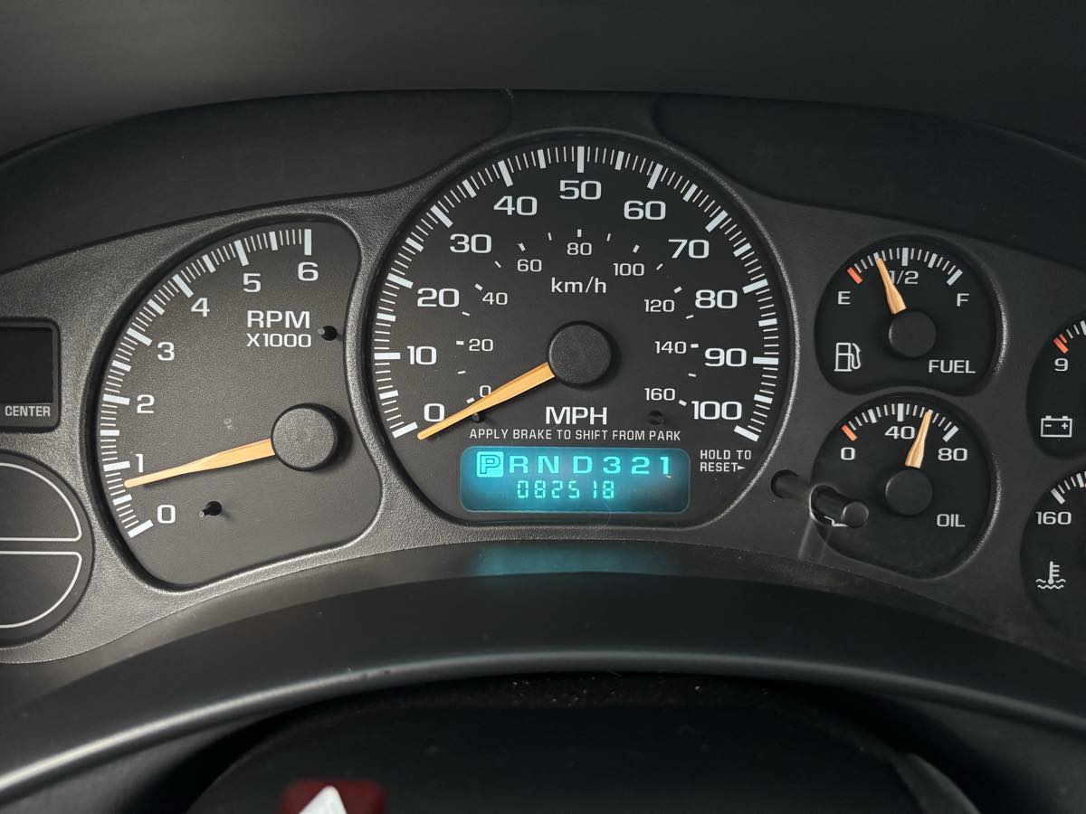 2002 Chevrolet Avalanche photo 16