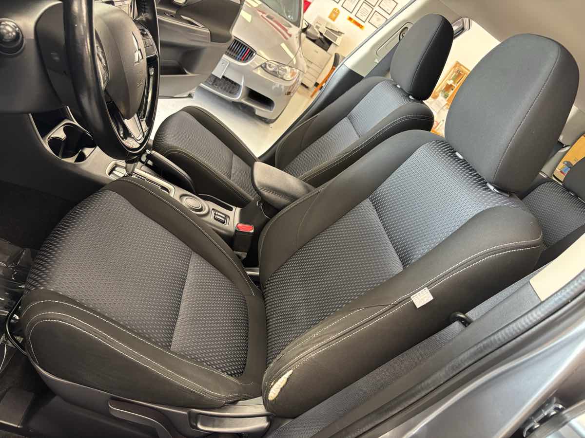 2016 Mitsubishi Outlander SE photo 20