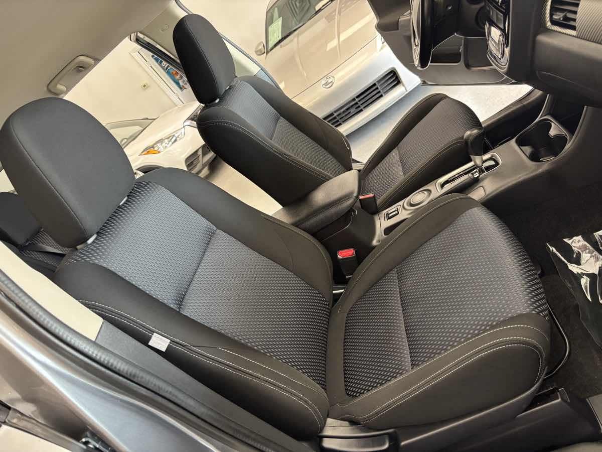 2016 Mitsubishi Outlander SE photo 21
