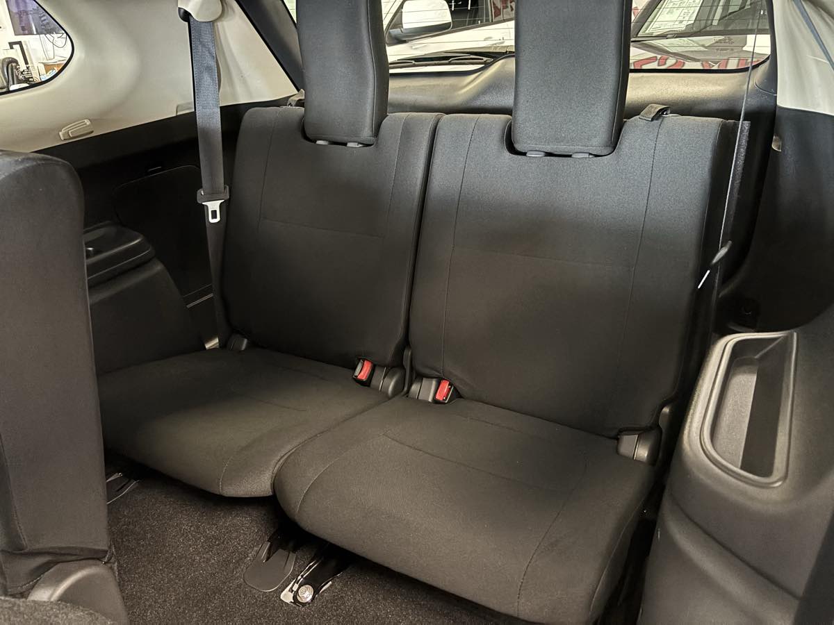 2016 Mitsubishi Outlander SE photo 24