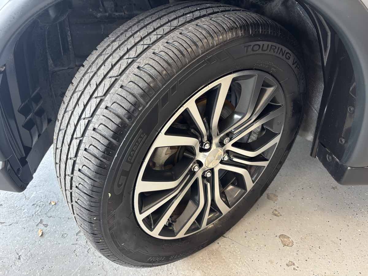 2016 Mitsubishi Outlander SE photo 28