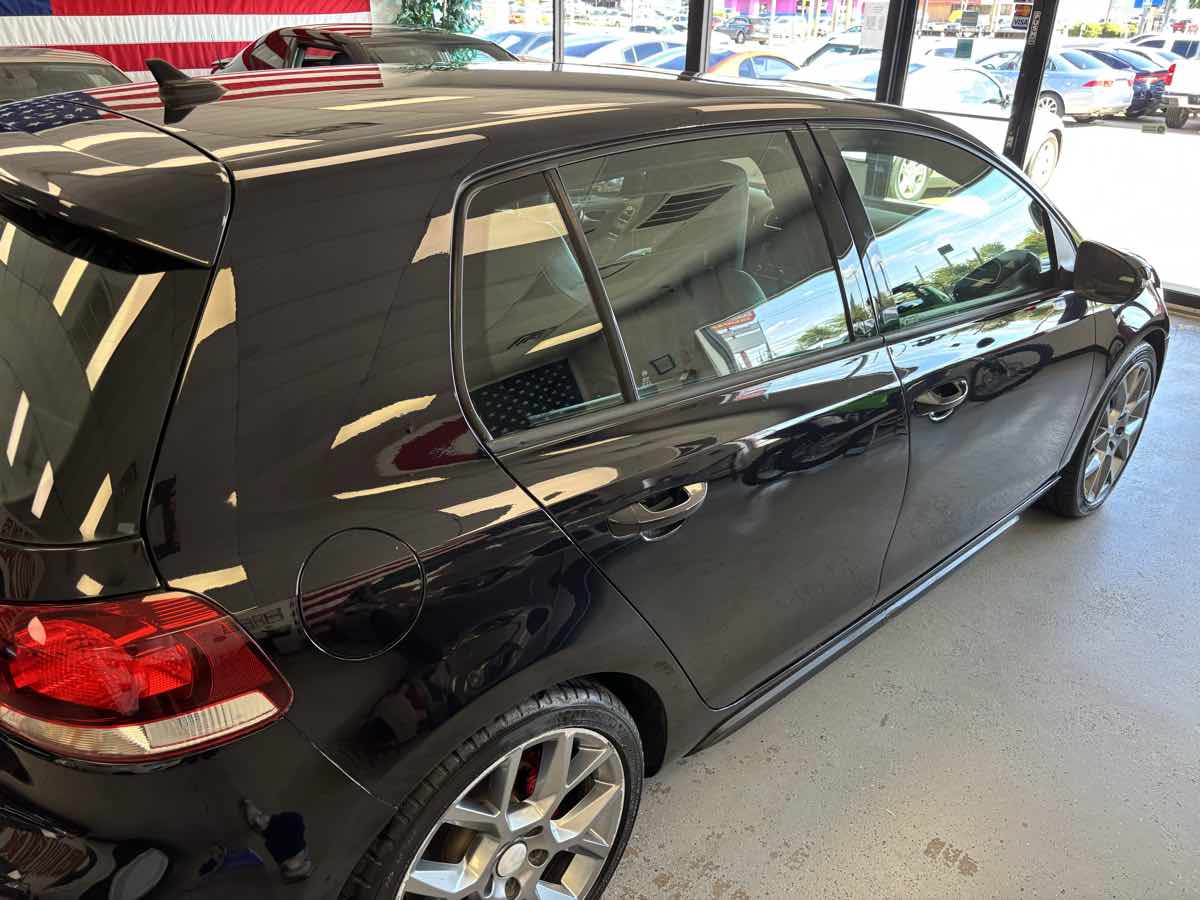 2013 Volkswagen Golf GTI photo 12
