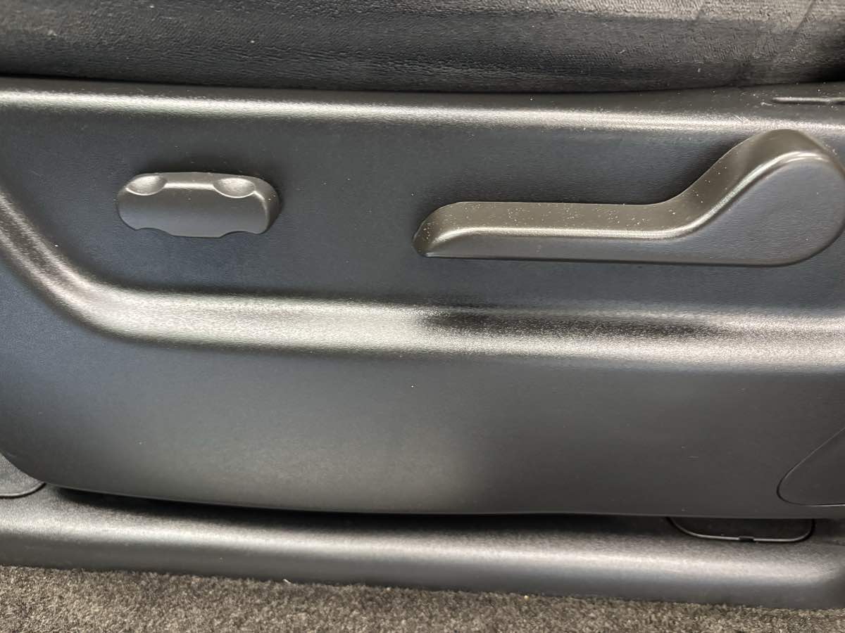 2007 Chevrolet Avalanche LS photo 23