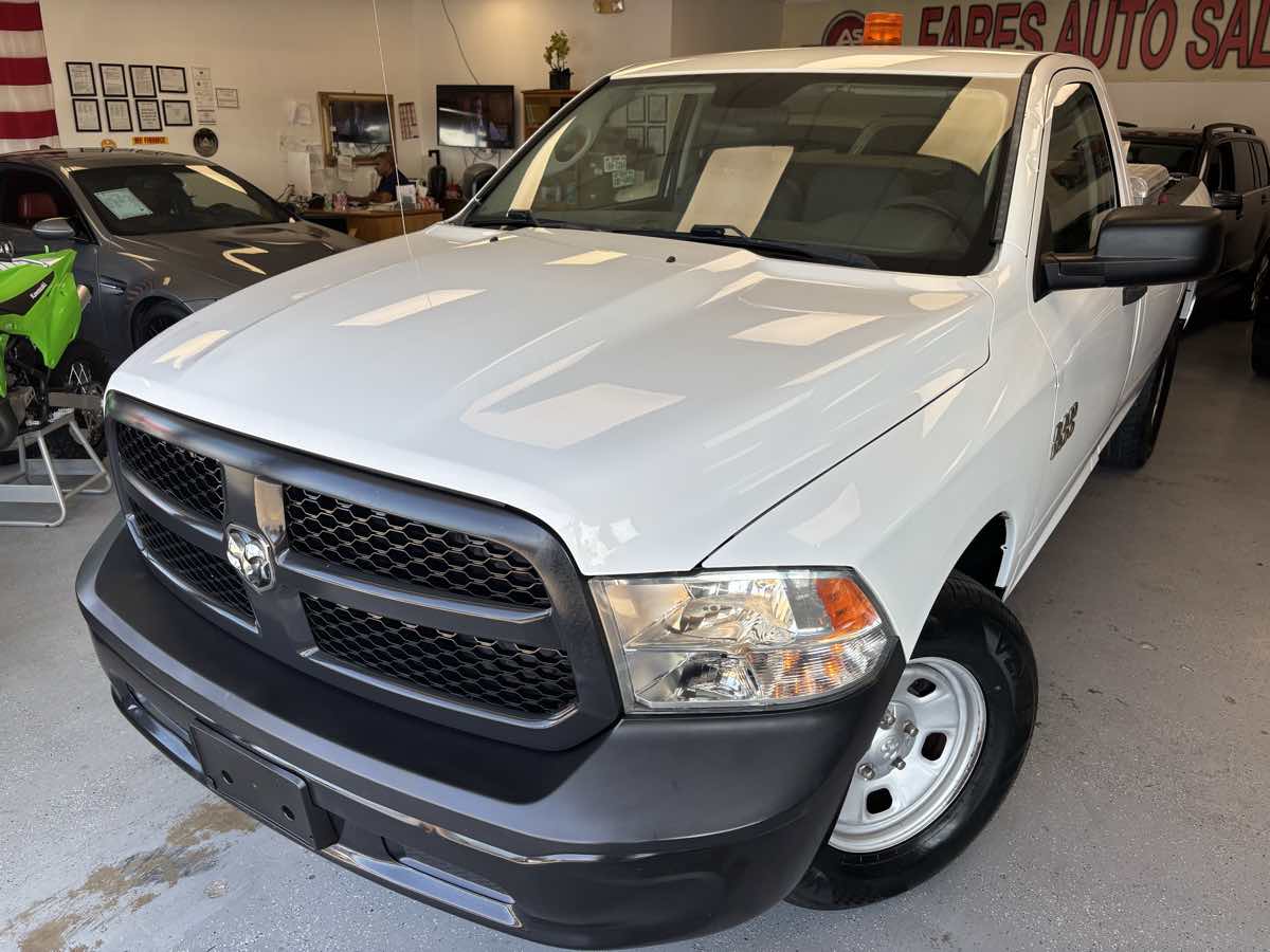 2016 Ram 1500 Tradesman photo 2
