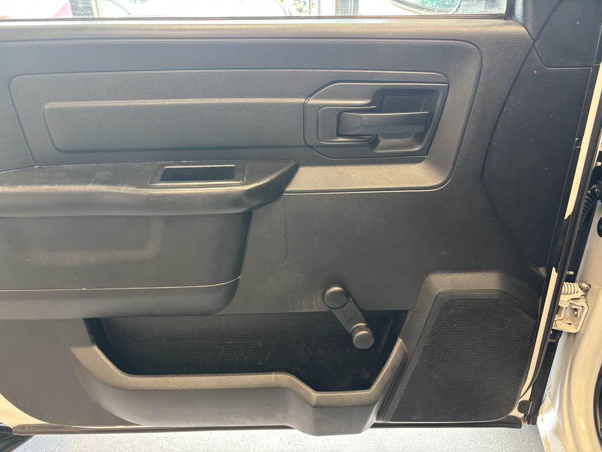 2016 Ram 1500 Tradesman photo 7