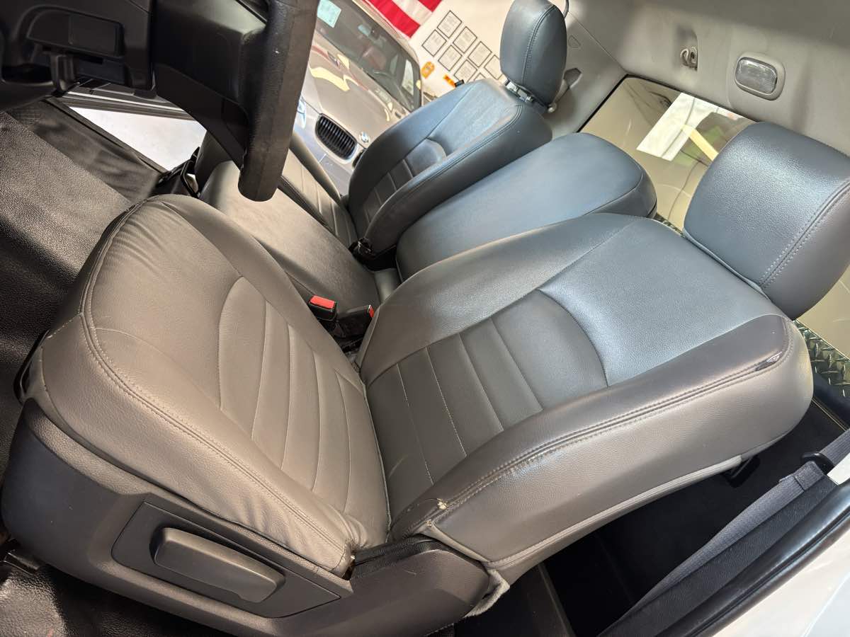 2016 Ram 1500 Tradesman photo 11