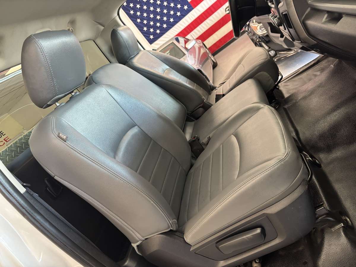 2016 Ram 1500 Tradesman photo 12