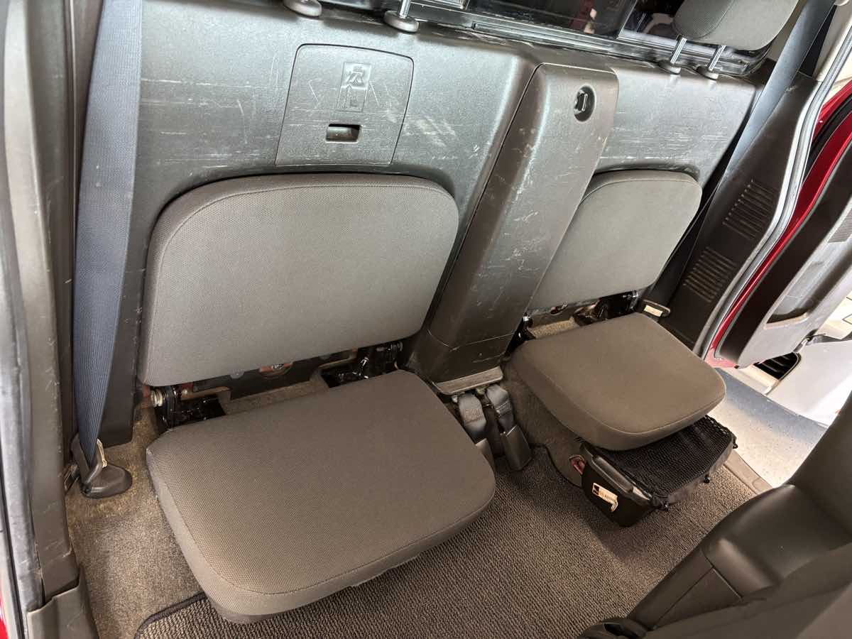 2006 Nissan Frontier XE photo 21