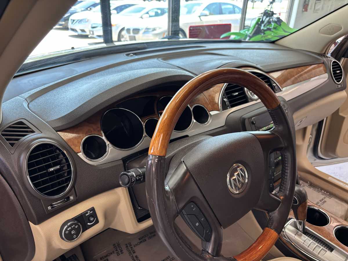 2009 Buick Enclave CXL photo 13