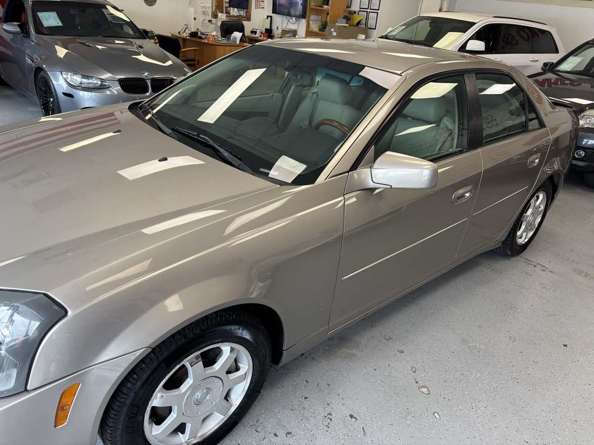2004 Cadillac CTS photo 3
