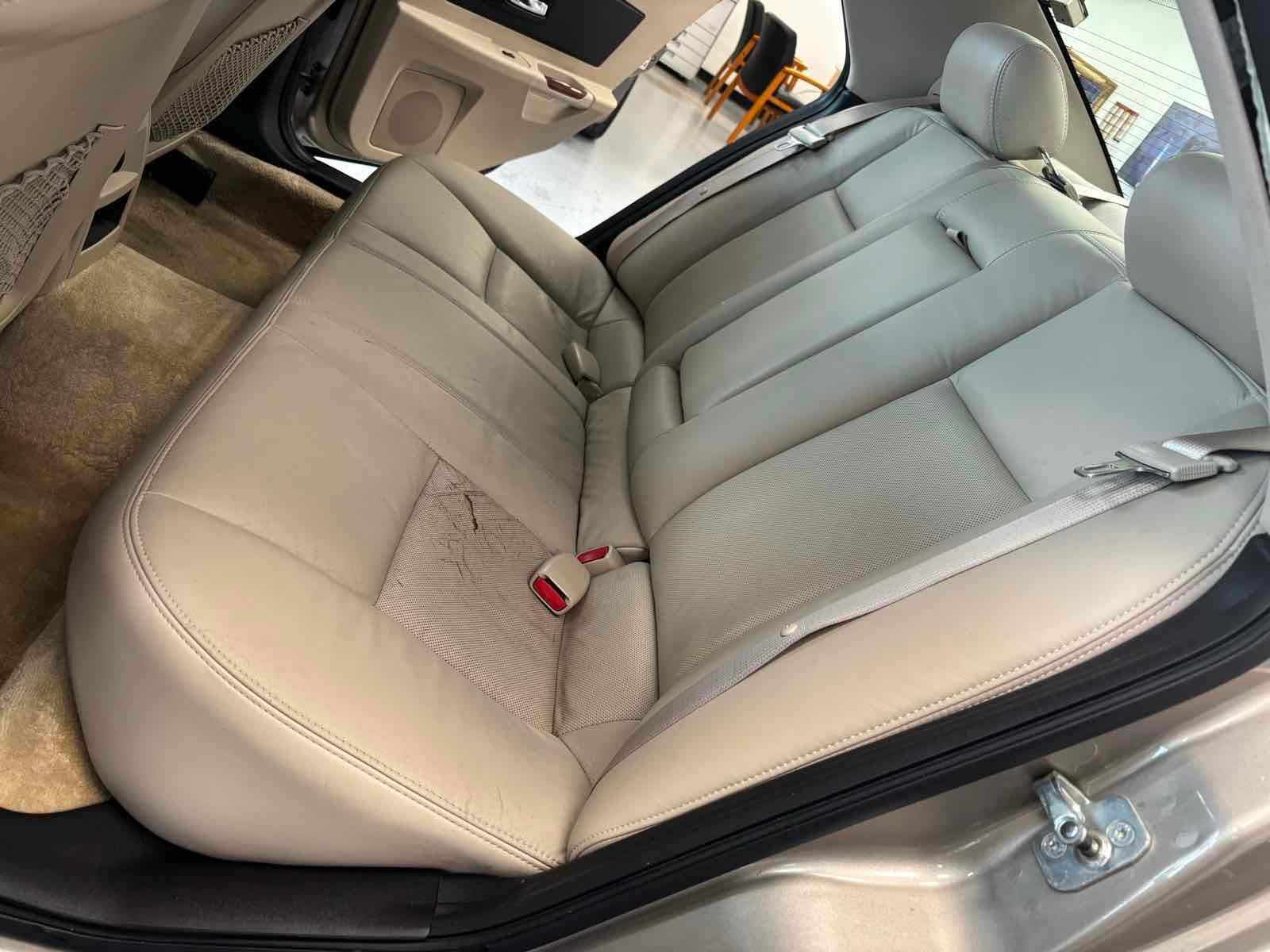 2004 Cadillac CTS photo 20