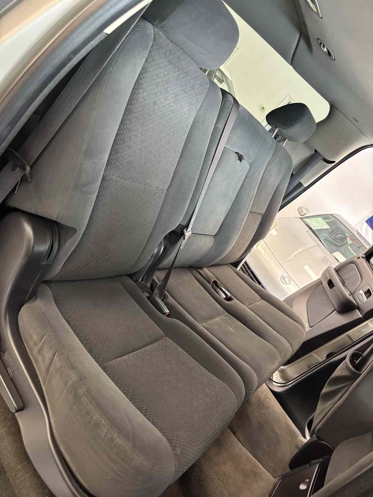 2008 Chevrolet Suburban LS - Photo 22