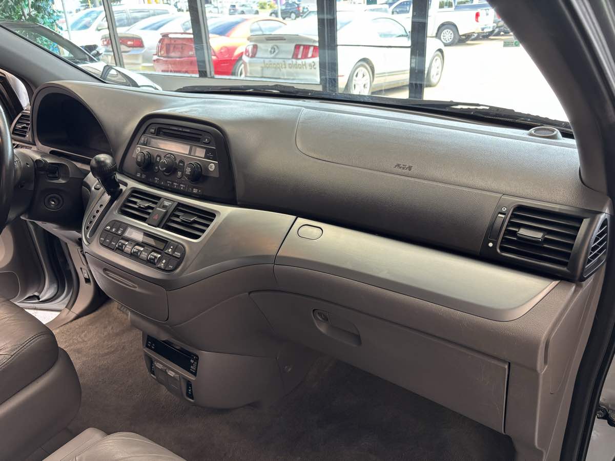 2010 Honda Odyssey EX-L photo 14