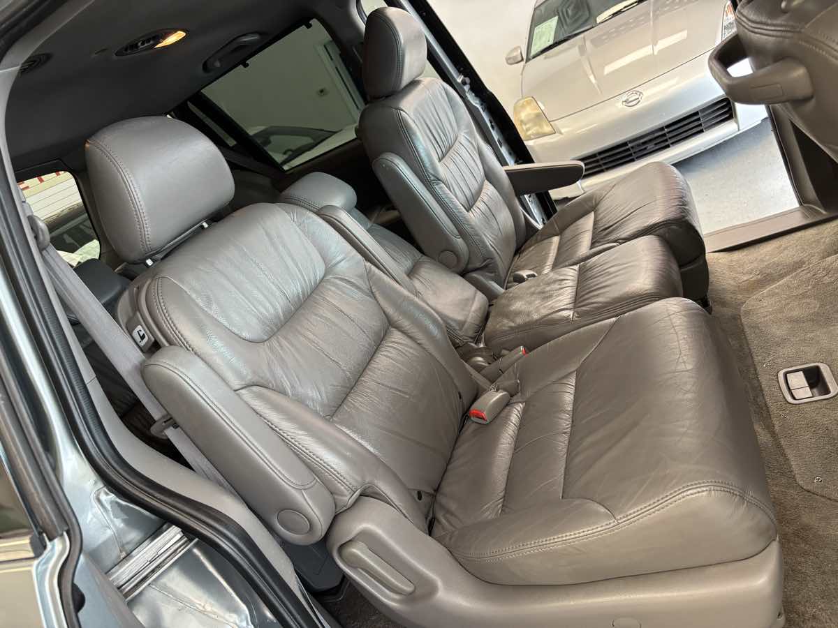 2010 Honda Odyssey EX-L photo 25
