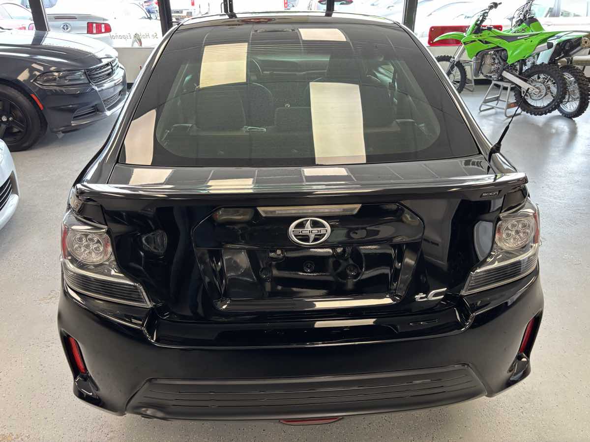 2014 Scion tC photo 10