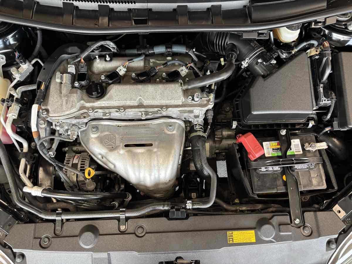 2014 Scion tC photo 24
