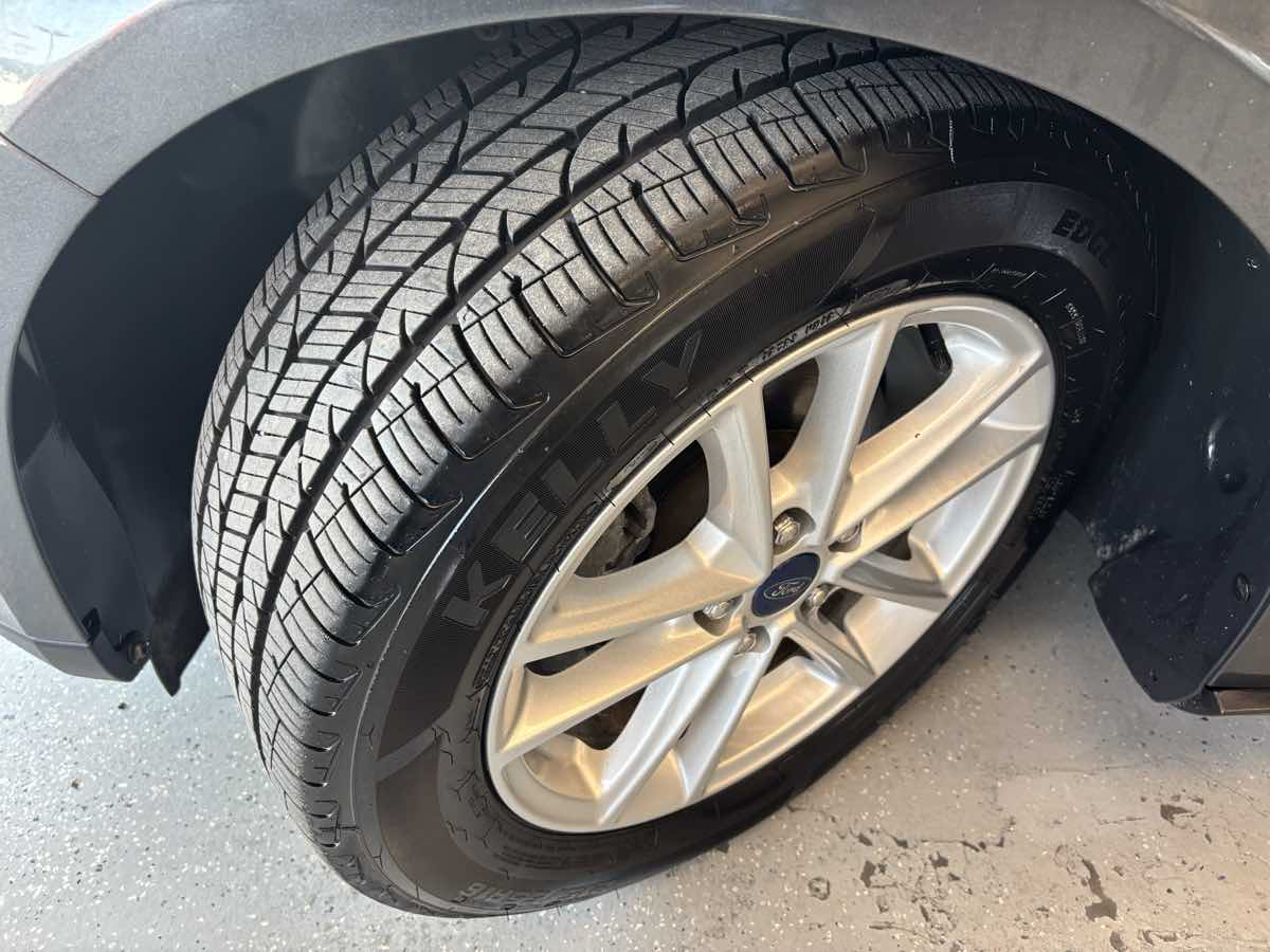 2016 Ford Focus SE photo 20