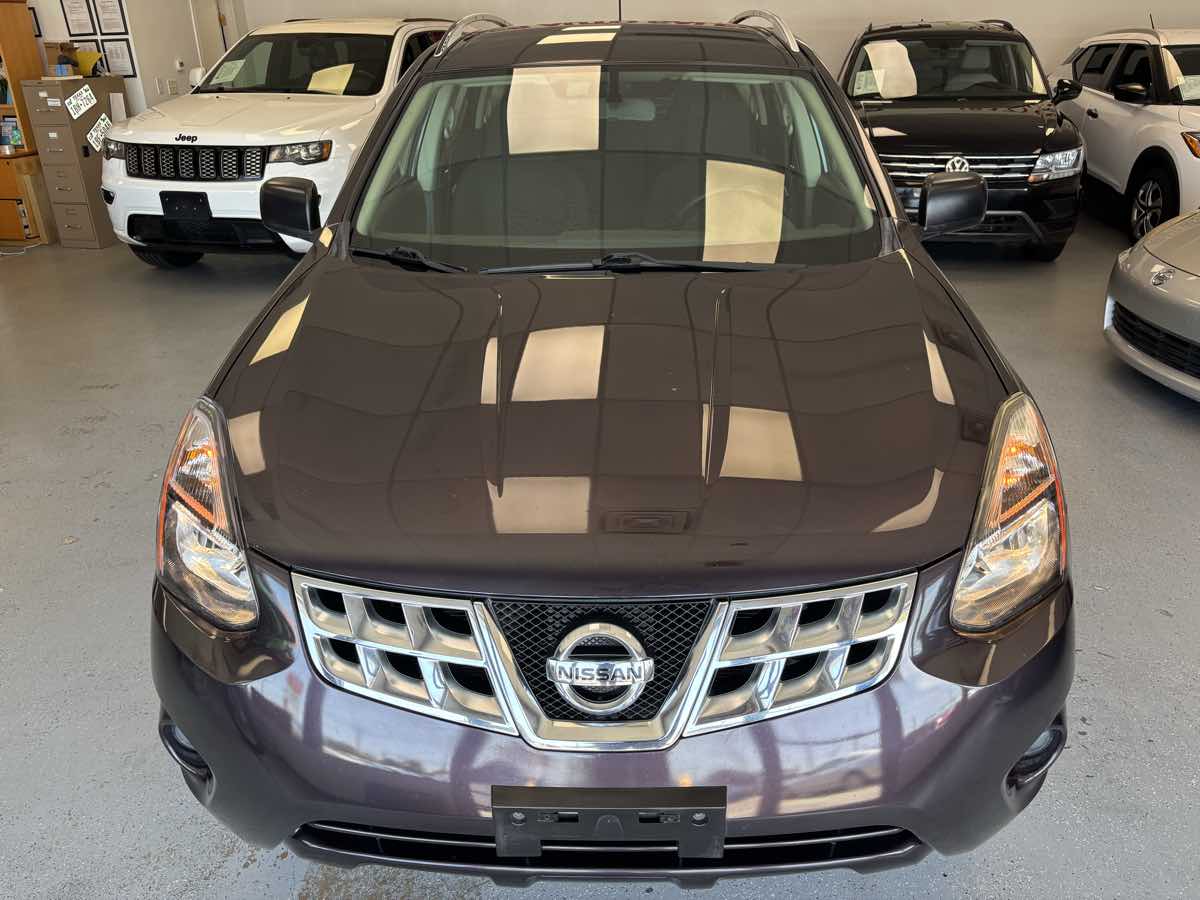 2014 Nissan Rogue Select S photo 9
