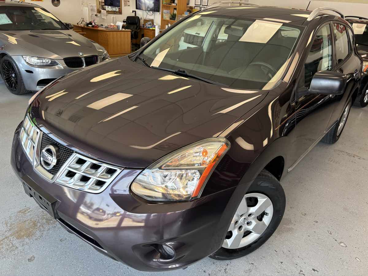 2014 Nissan Rogue Select S photo 8
