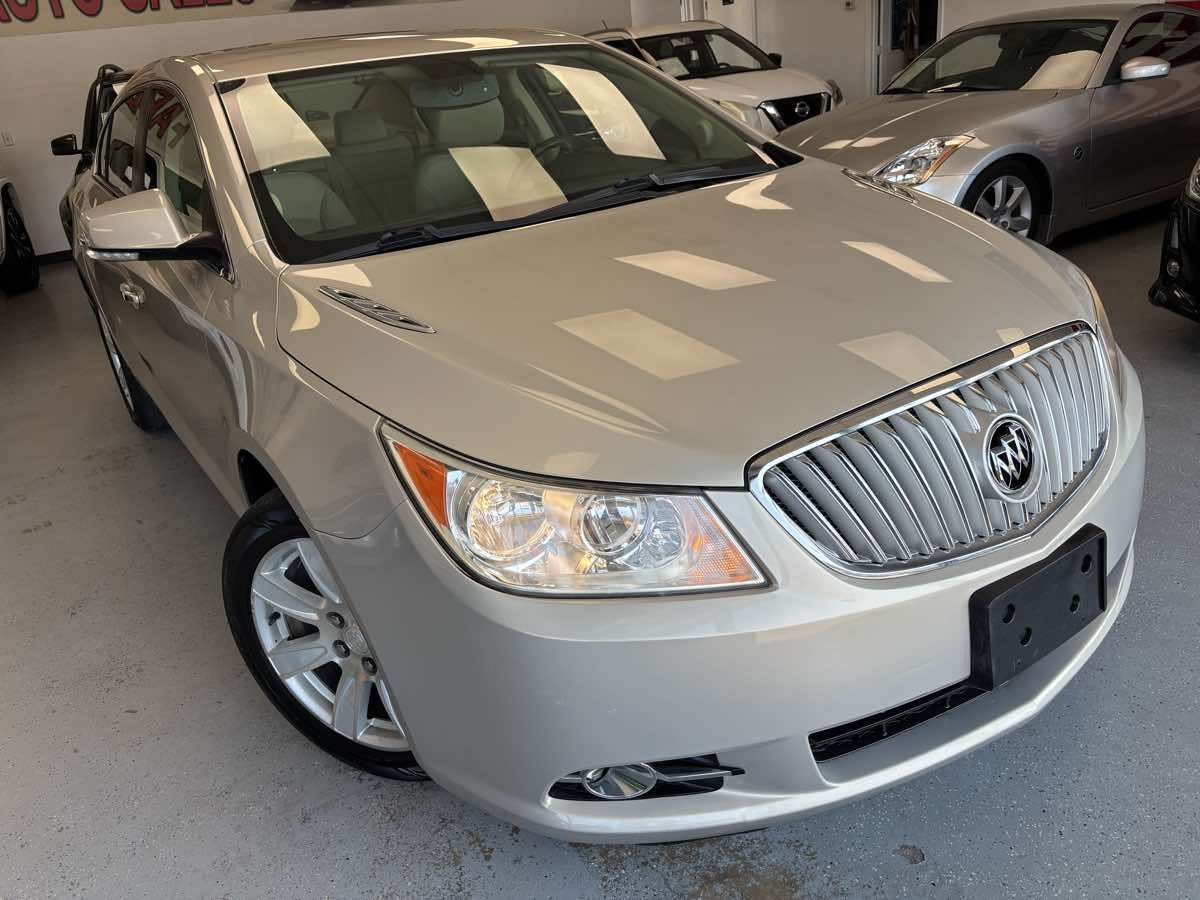2010 Buick LaCrosse CXL photo 8