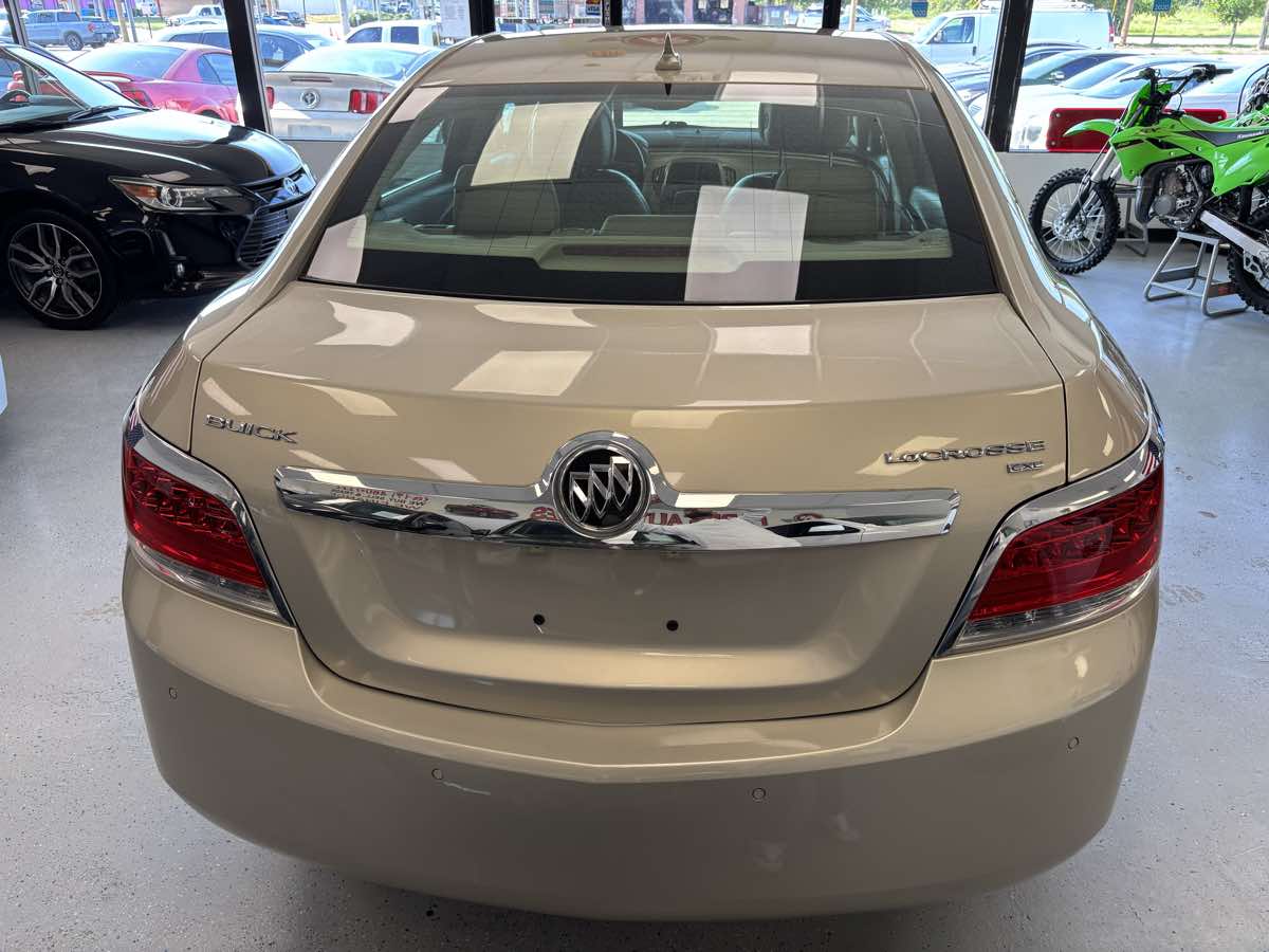 2010 Buick LaCrosse CXL photo 10