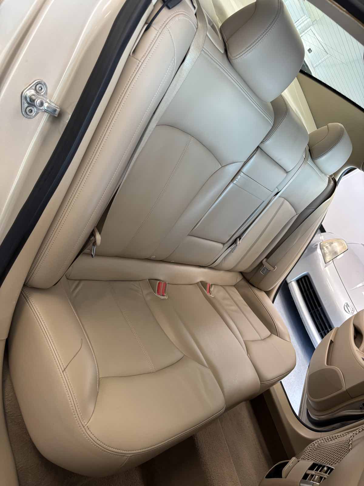 2010 Buick LaCrosse CXL photo 23