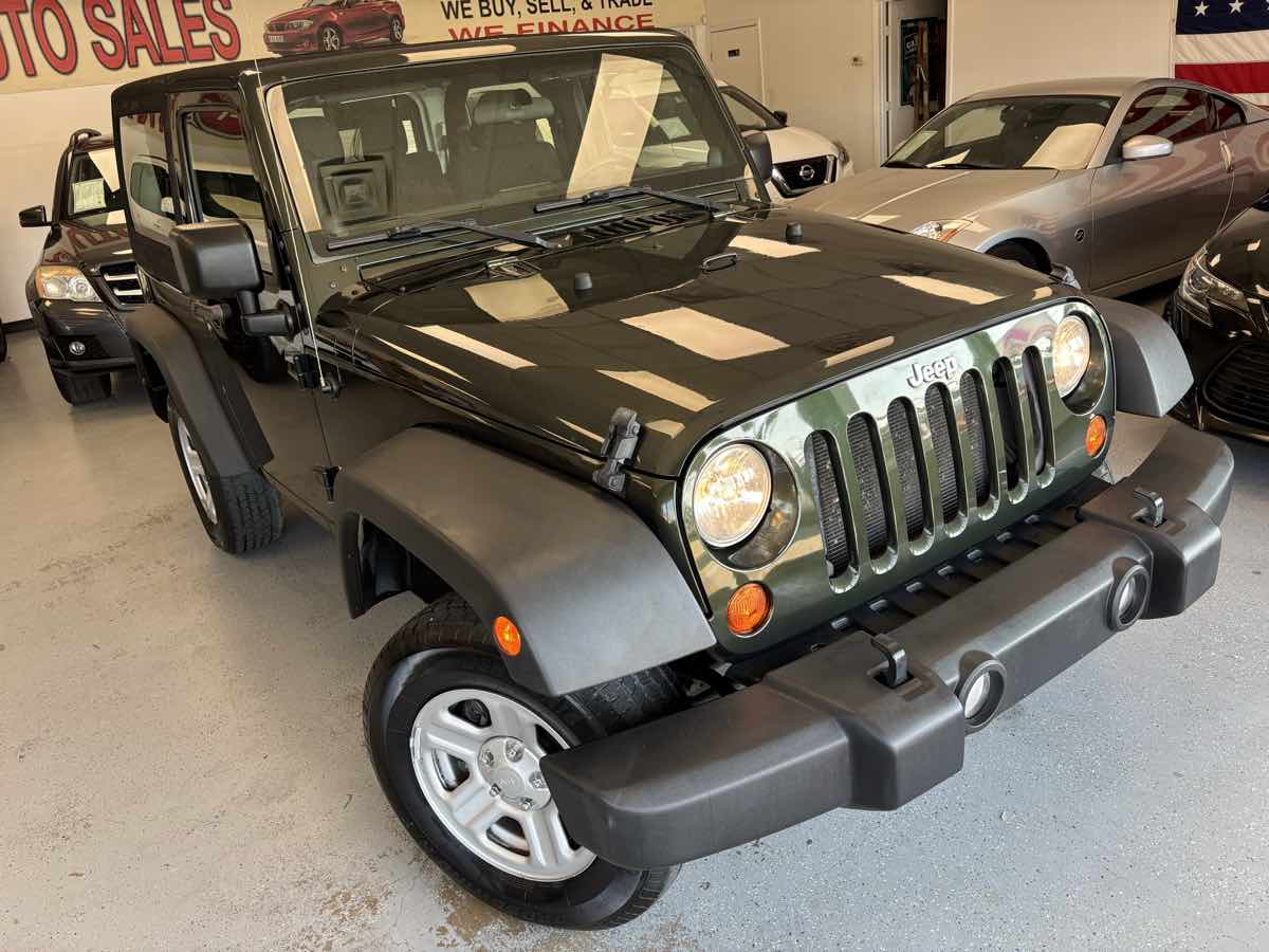 2011 Jeep Wrangler Sport photo 6