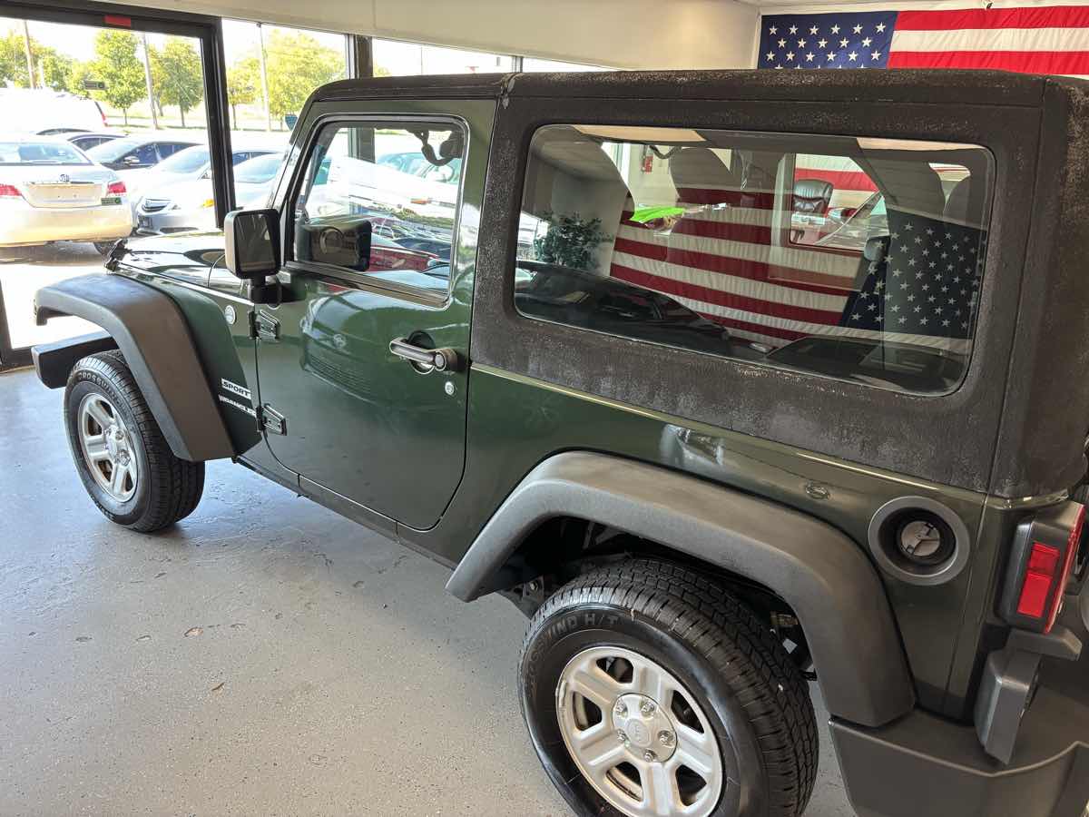2011 Jeep Wrangler Sport photo 9