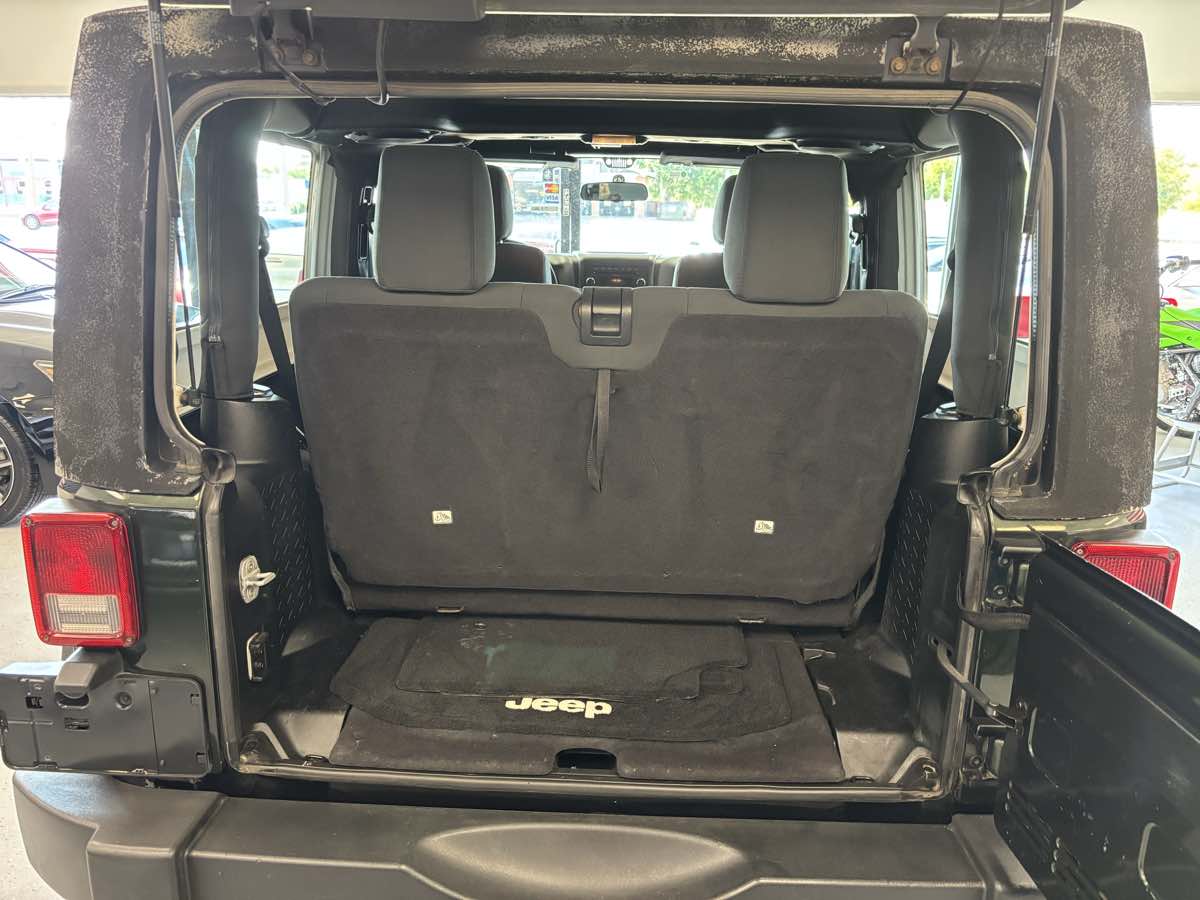 2011 Jeep Wrangler Sport photo 11