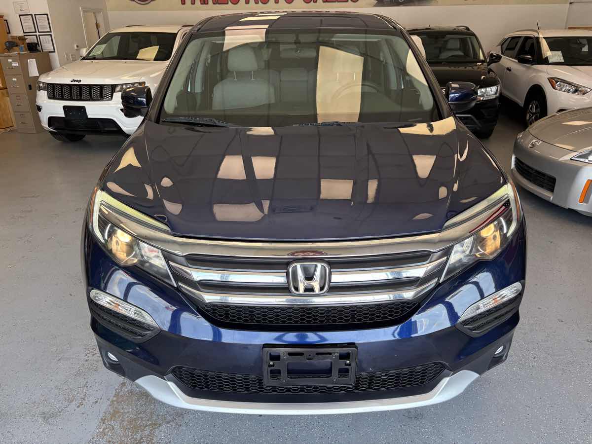 2016 Honda Pilot EX photo 10
