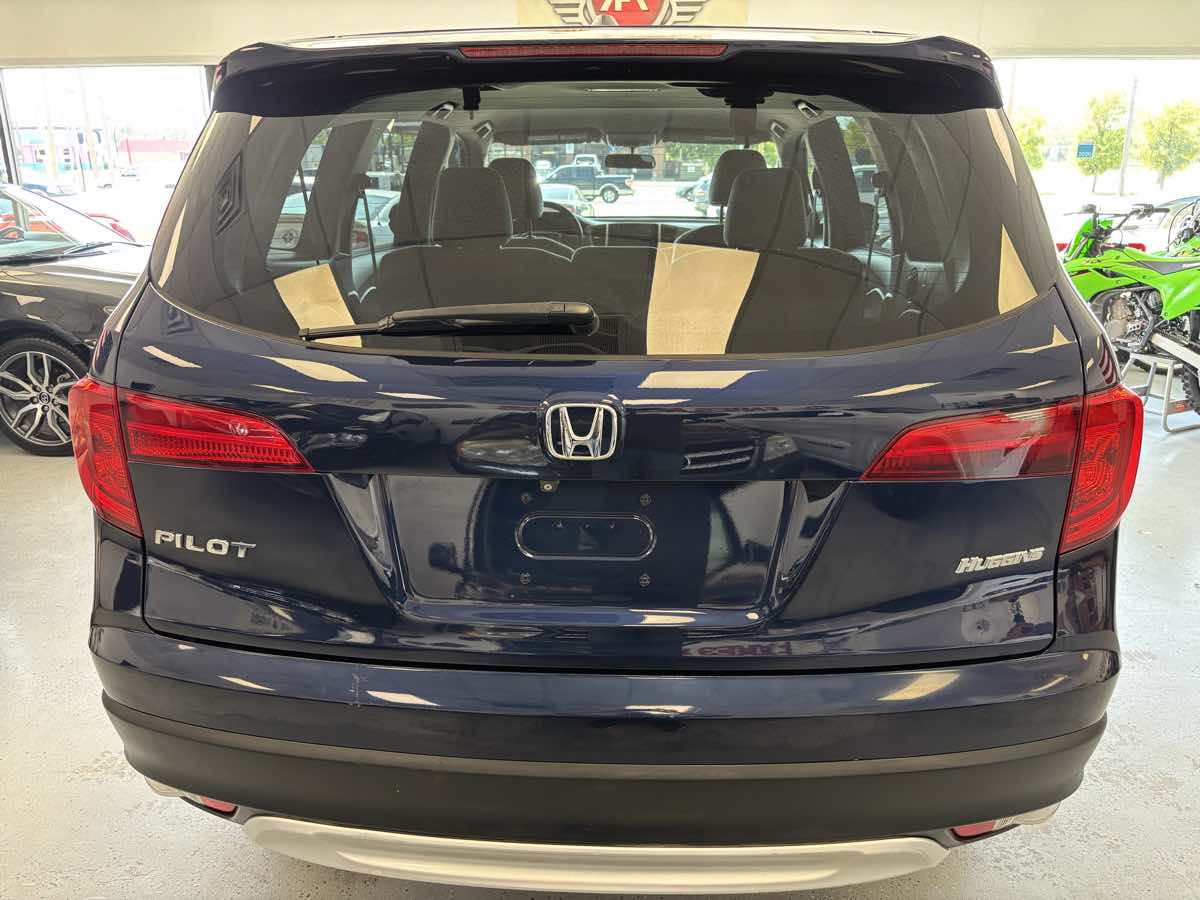 2016 Honda Pilot EX photo 11