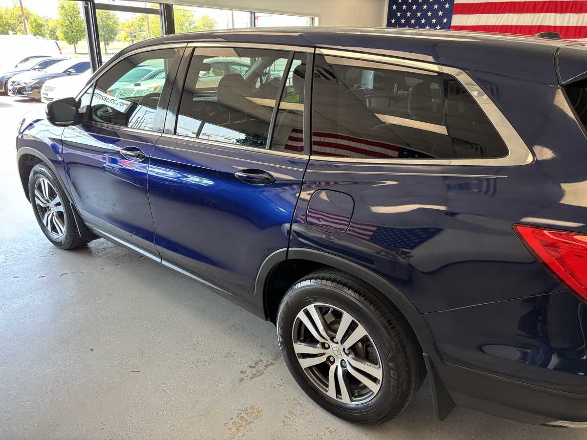 2016 Honda Pilot EX photo 4