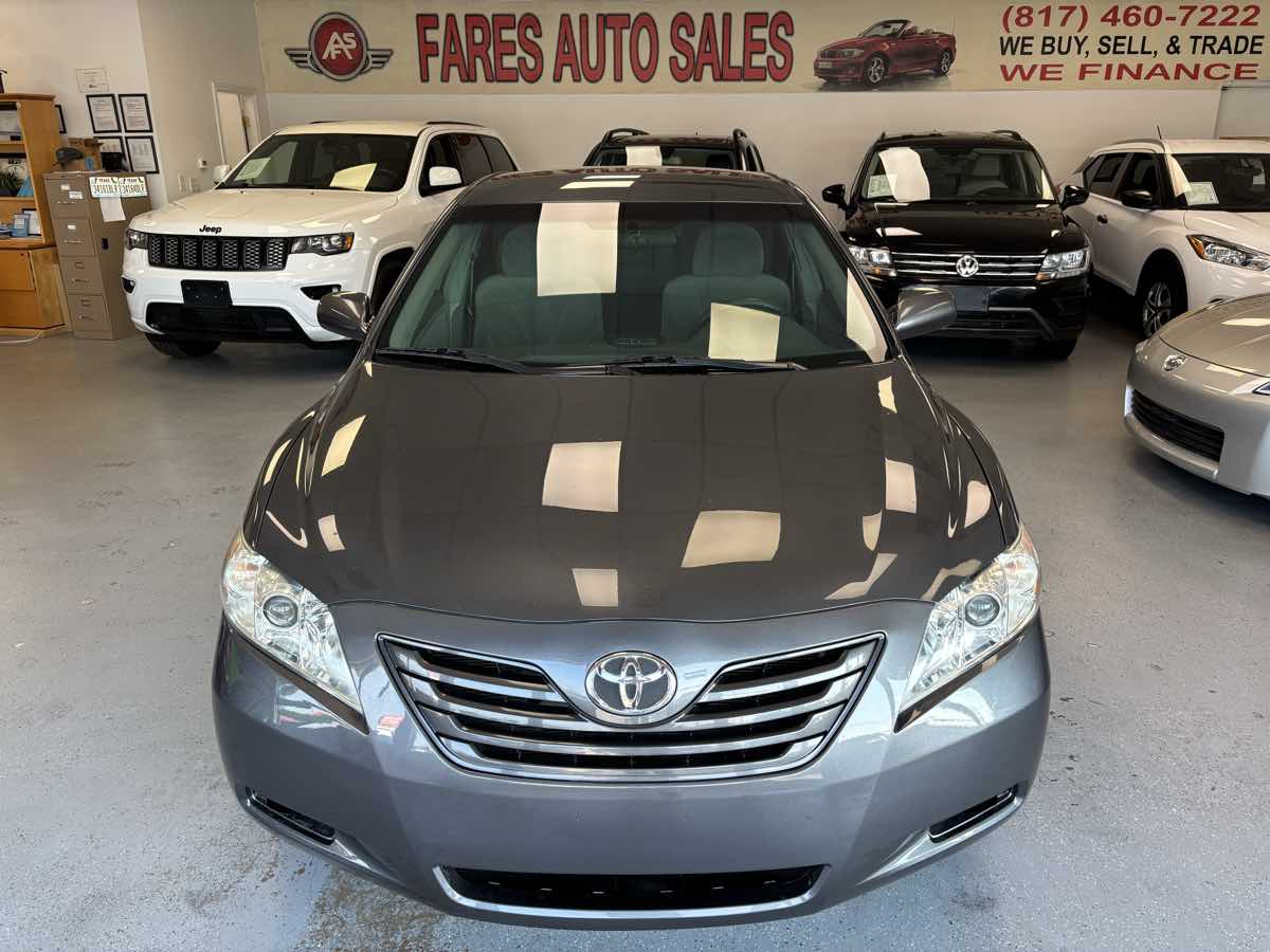2008 Toyota Camry LE photo 2