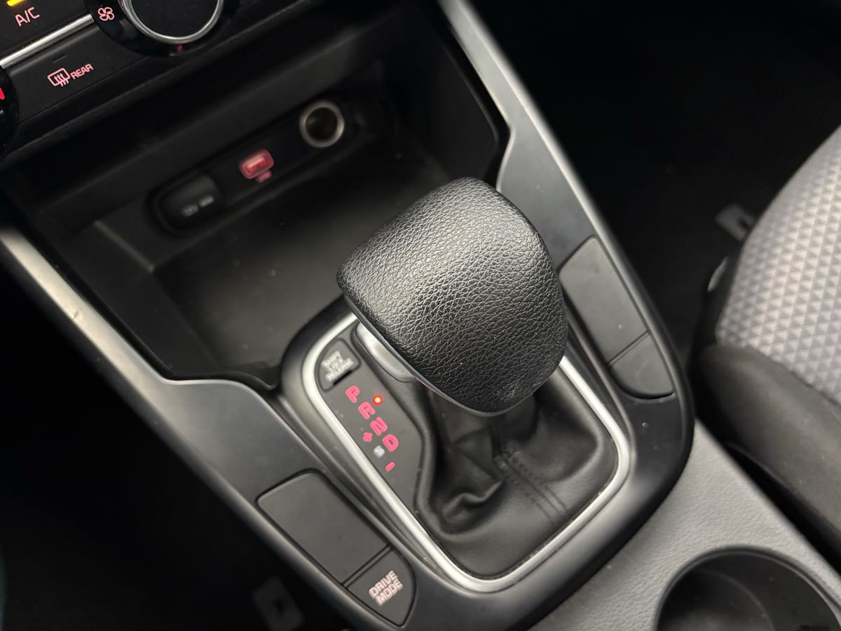 2022 Kia Soul LX - Photo 19