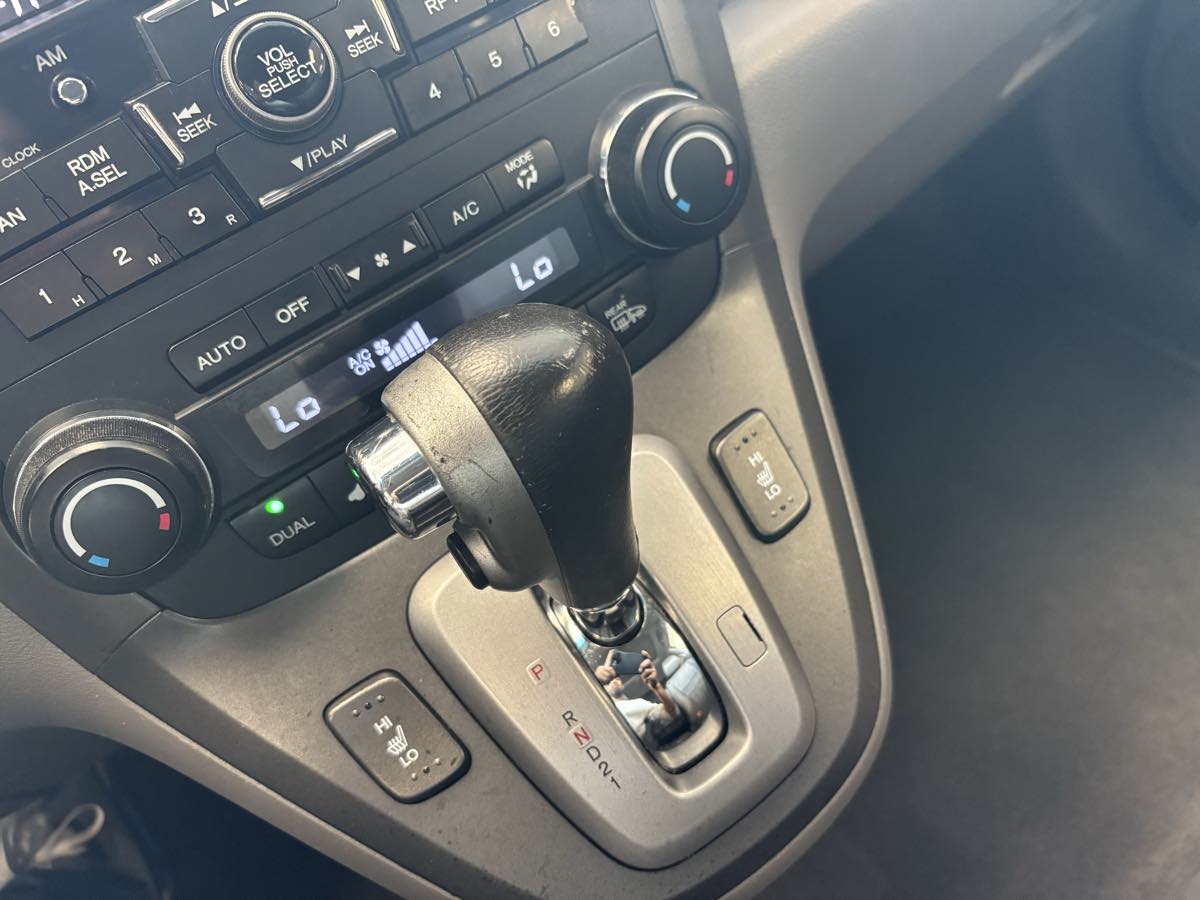 2010 Honda CR-V EX-L photo 16