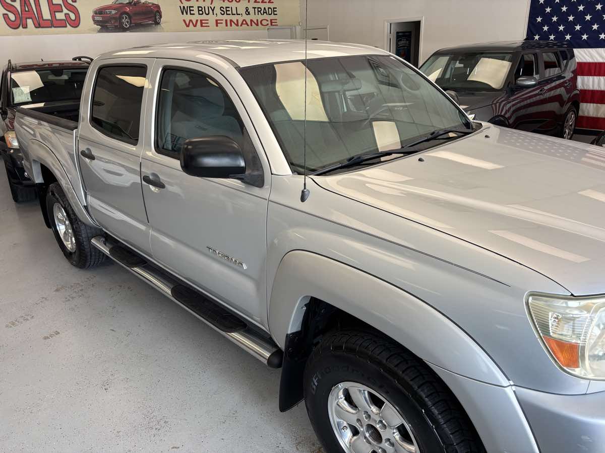 2008 Toyota Tacoma PreRunner photo 3