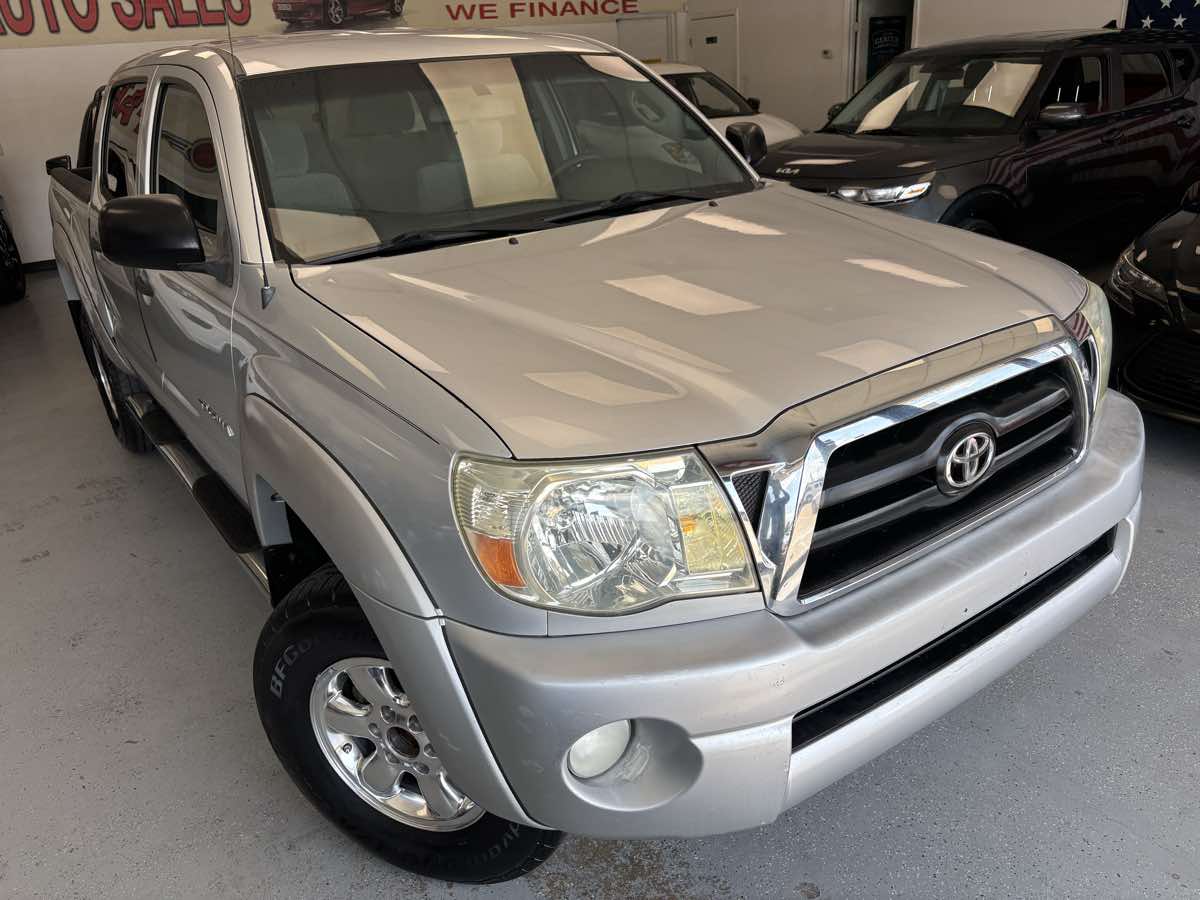 2008 Toyota Tacoma PreRunner photo 5